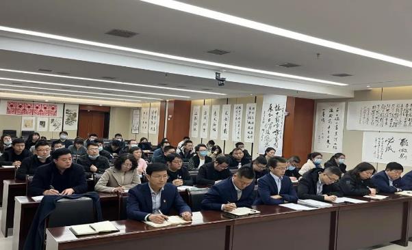 中国尊龙官方召开划转企业全体员工会议(图2)