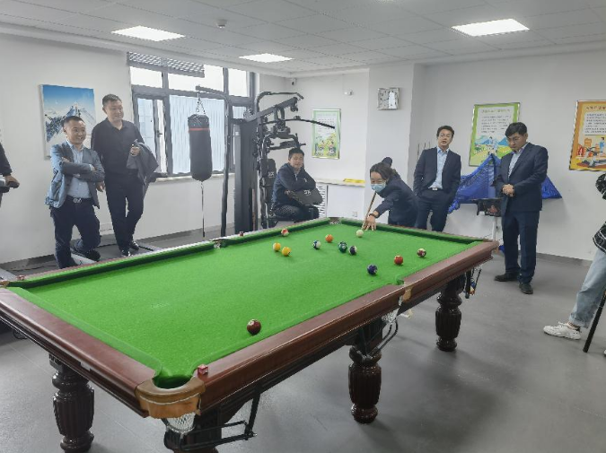 中国尊龙官方团委举办“庆五一、迎五四”球类联谊比赛(图2)